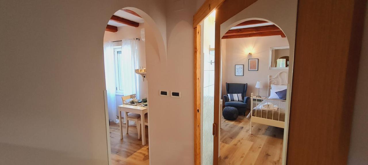 Studio Apartments Malu Пула Экстерьер фото
