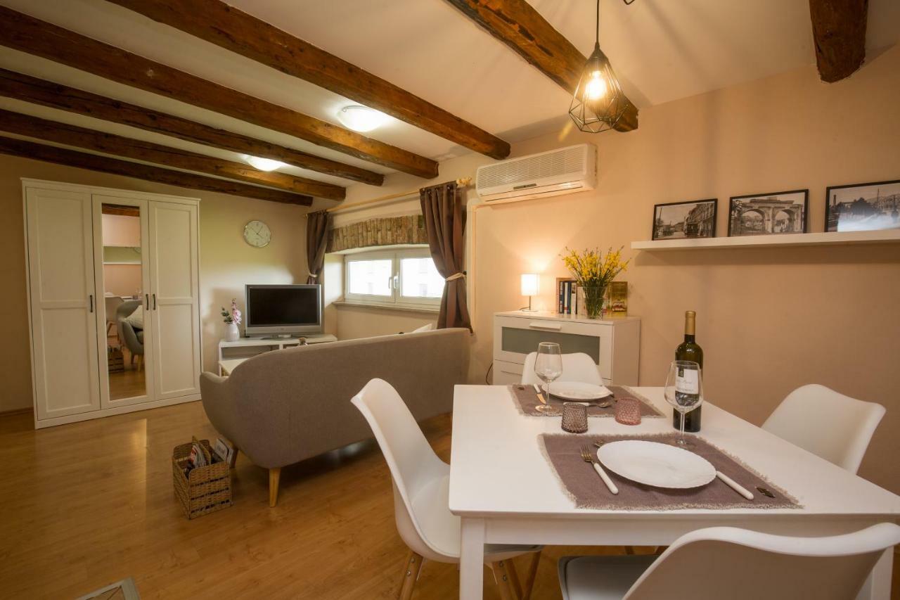 Studio Apartments Malu Пула Экстерьер фото